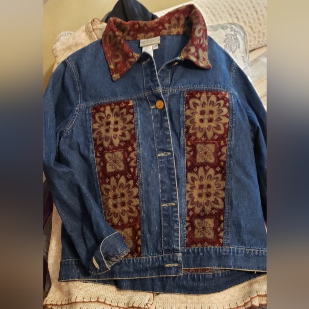 Coldwatercreek Denim Jacketw/tapesrtry Design,petite Med,